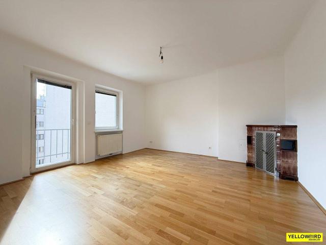 BALKON | LEER | Hofseitig | Kamin | Helle Räume | Kein Aufzug
