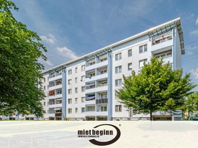 BALKON – WANNENBAD MIT FENSTER & WASCHMASCHINENSTELLPLATZ – LAUBEGAST