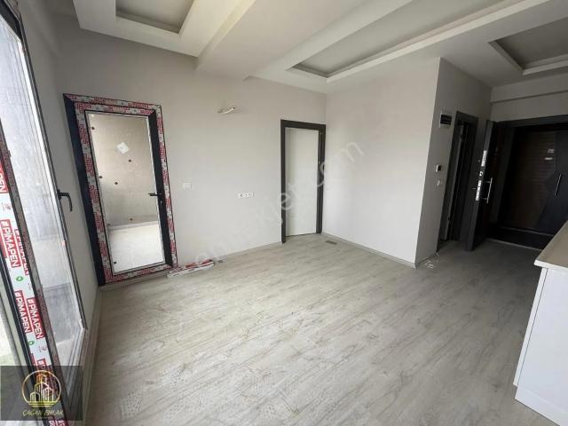 Balkonlu 20.000 Tl Kiracılı Sıfır Satılık Fırsat Daire