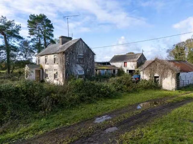 Ballagh, Aughrim, Ballinasloe, Co. Galway, H53E521 is for sale
