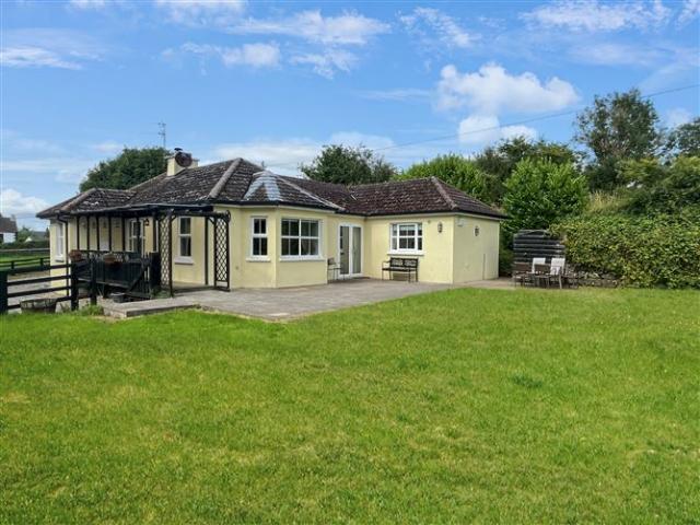 Ballinderry, Nenagh, Co. Tipperary Sherry FitzGerald Talbot 4831 MyHome. Ie Residential