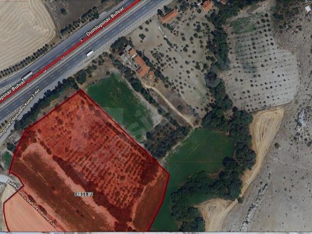 BALLIKUYUMCU DA ESKİŞEHİR YOLU ÜZERİ SATILIK ARSA