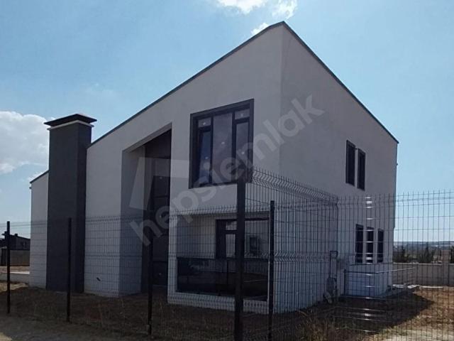 BALLIKPINAR BULVARI'NDA MODERN MİMARİLİ 5+2 ÖZEL FİYATLI SATILIK VİLLA