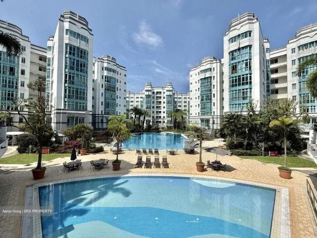 Ballota Park Condominium D17, Condominium
