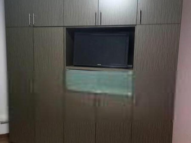 Ballota Park Condominium D17, Condominium