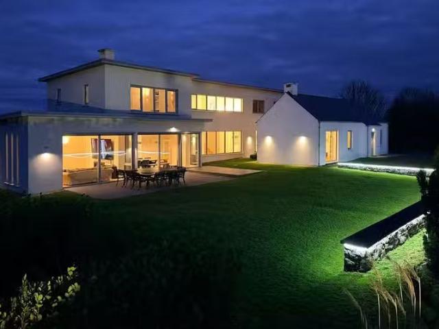 Ballymacreese Cottage, Ballyneety, Limerick, V94 FXV4