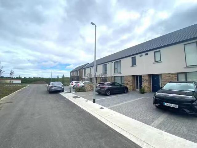 Ballymakenny Park, Drogheda, Co. Louth is for rent