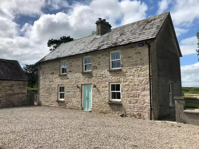 Ballybrunoge, Cullen, Co. Tipperary is for rent