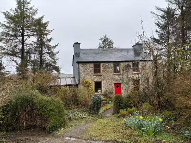 Ballyduff, Knocknagoshel, Brosna, Co. Kerry, V92KR22 is for sale