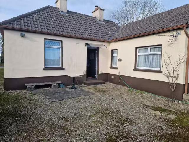 Ballygullen, Camolin, Enniscorthy, Balloughter, Co. Wexford is.