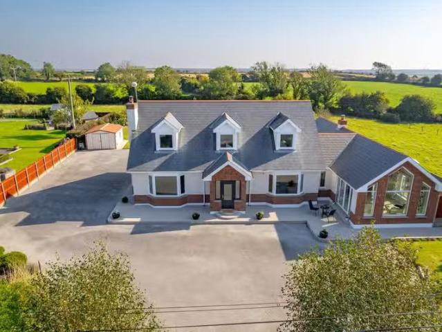 Ballyvaloon, Whitegate, Co. Cork, P25H583 is for sale