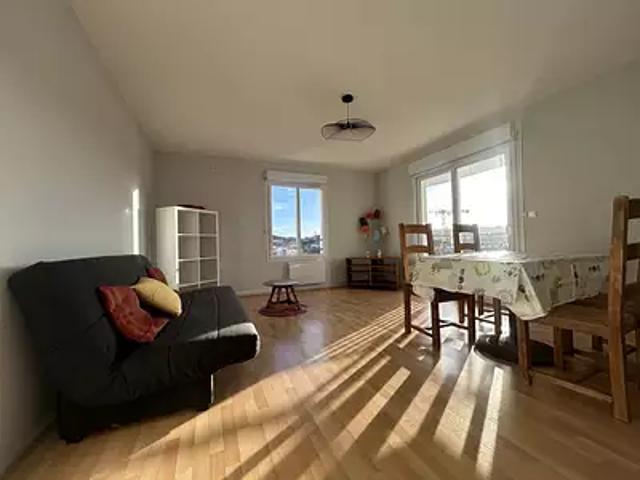 Balma 31130 Location appartement 3 pièces t3 au dernier étage