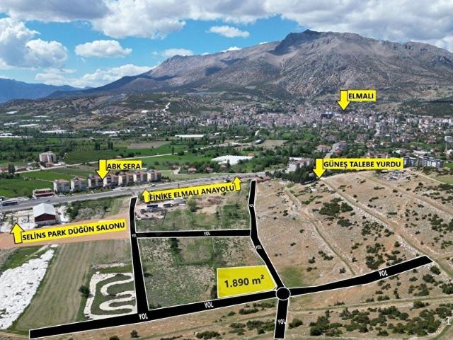 BALOĞLU GAYRİMENKUL'DEN BÖLGENİN EN UYGUNU 1.890m TİCARİ ARSA