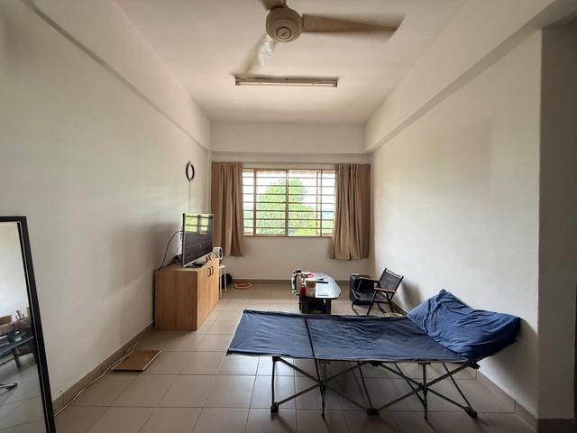 BALOI FREEHOLD Low Cost Flat in Sering Angsana Pangsapuri For Sale