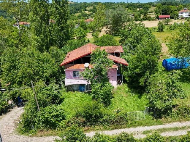 Bartın Şahne Köyünde Eşyalı Müstakil Kiralık Ev Bahçeli