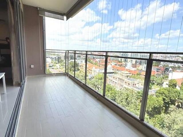 Bartley Residences Condominium For Rent, $5,200, 3 Bed 3 Bath 1,087 sqft $4.78 psf