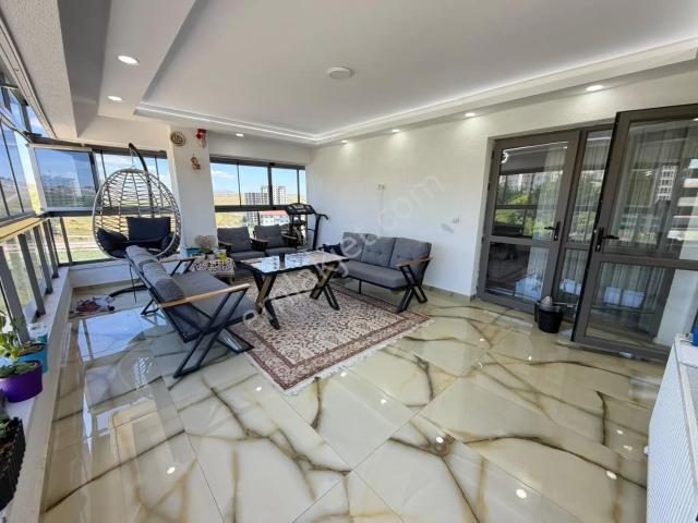 █barut Emlaktan G.odalı E.banyolu 208 M2 4+1 Fırsat Site Dairesi