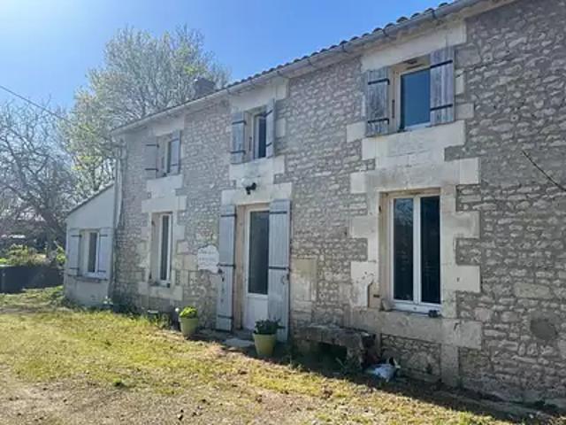 Barzan 17120 Achat / Vente maison 8 pièces t8 jardin