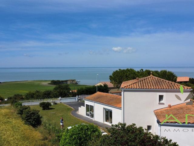 Barzan maison avec vue panoramique à Barzan 17120 142m² Barzan