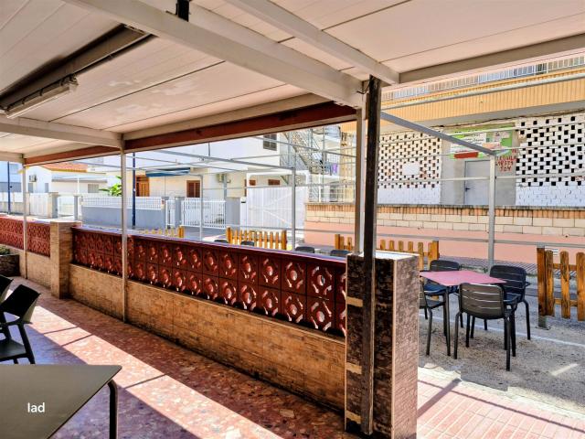 Bar 204.00 m2 204m² Piles
