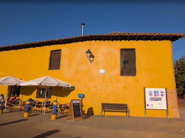 Bar 4 dormitorios 822.00 m2