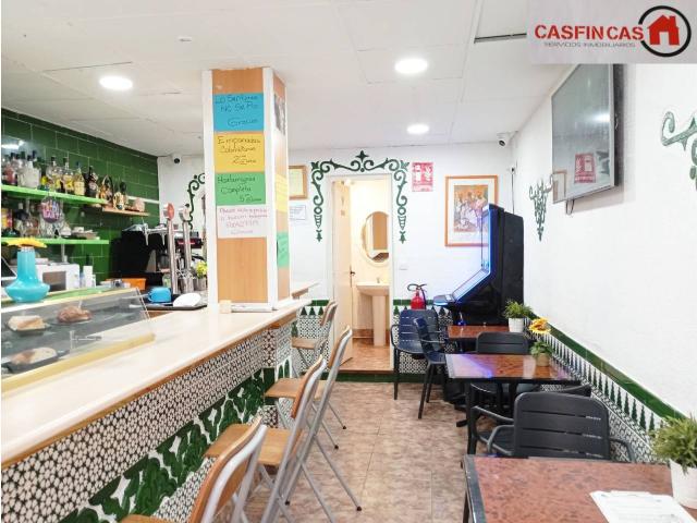 BAR CAFETERIA EN VENDRELL CENTRO VENTA O TRASPASO
