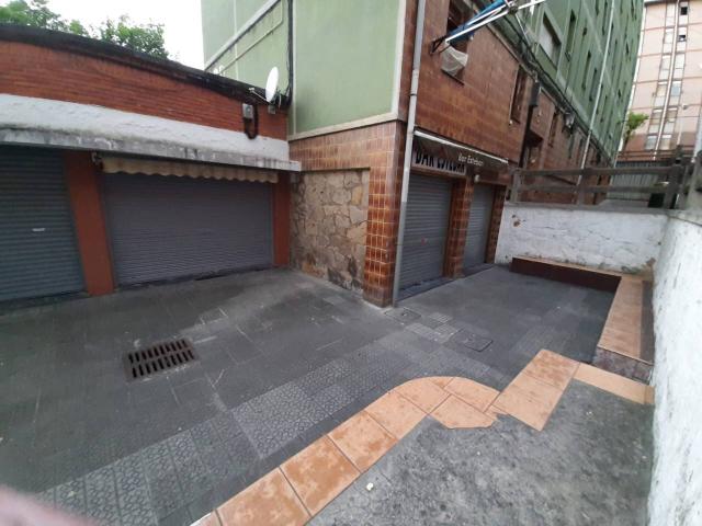 Bar de 73 m2 en Otxarkoaga para actualizar