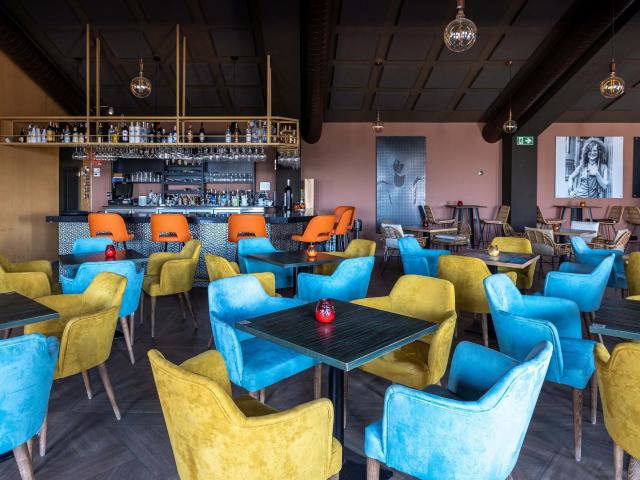 Bar de Noche con licencias en venta en El Paraíso