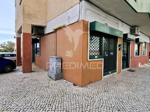Bar e Restaurante Trespasse com renda baixa Centro Odivelas