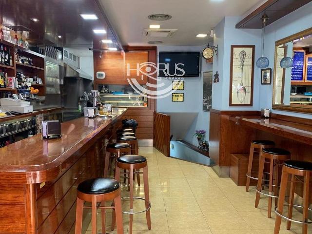 Bar en alquiler en calle Gran Via de Les Corts Catalanes, Barcelona, de 70 m² 2 habitaciones por 2.350
