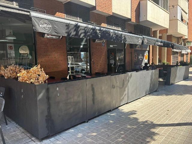 Bar en alquiler en calle De Fructuós Gelabert, Sant Joan Despí, de 60 m² 1 habitación por 1.750
