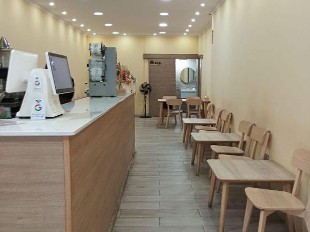 Bar en alquiler en calle De Sants, Barcelona, de 70 m² 1 habitación por 1.900
