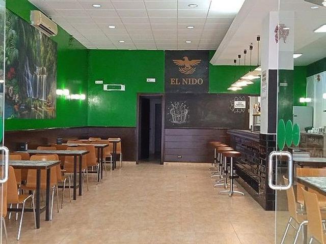 Bar en alquiler en calle D'eivissa, Tarragona, de 130 m² 1 habitación por 900