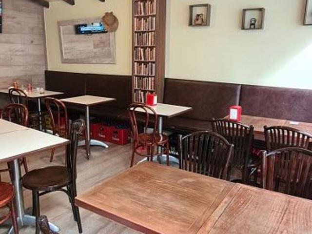 Bar en alquiler en calle Del Taquígraf Garriga, Barcelona, de 80 m² 1 habitación por 1.500
