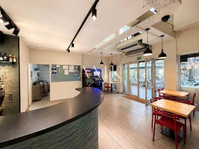 Bar en alquiler en calle Dels Àngels, Barcelona, de 90 m² por 2.100