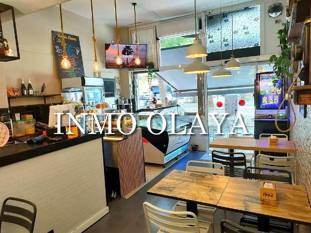 Bar en alquiler en Badalona, de 39 m² 2 habitaciones por 561