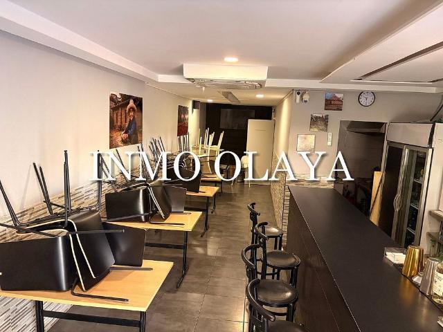Bar en alquiler en Barcelona, de 131 m² 1 habitación por 700