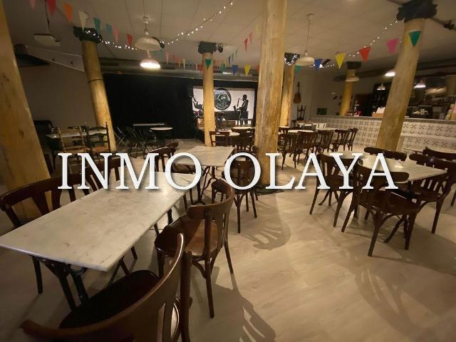 Bar en alquiler en Barcelona, de 318 m² 1 habitación por 1.700