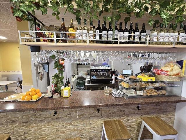 Bar en alquiler en Barcelona, de 50 m² por 800