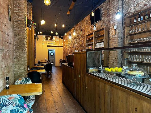 Bar en alquiler en Barcelona, de 84 m² 2 habitaciones por 1.350