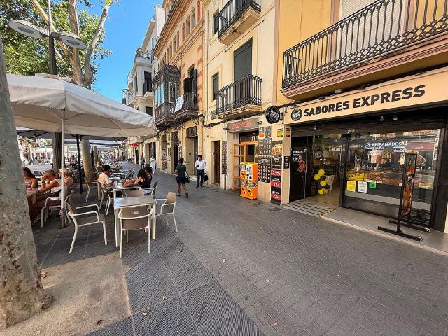 Bar en alquiler en rambla Principal, Vilanova i La Geltrú, de 59 m² 6 habitaciones por 2.300