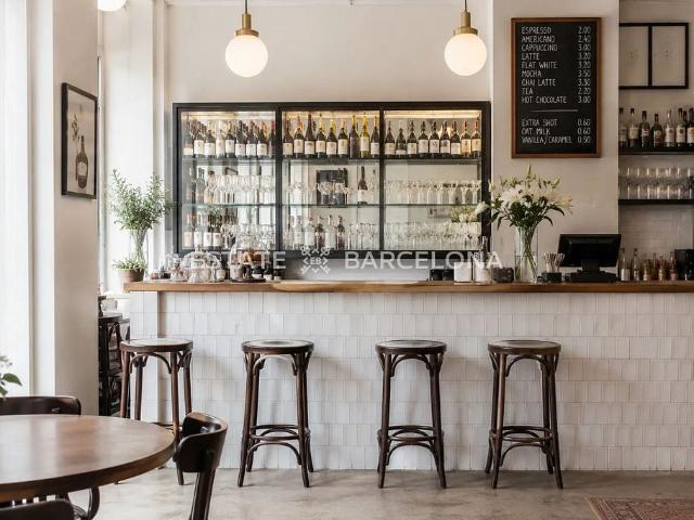 Bar en venta en calle De Padilla, Barcelona, de 40 m² 2 habitaciones por 240.000