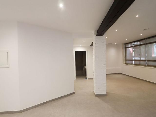 Bar en venta en calle Del Pou, Seu d´Urgell, la, de 55 m² 1 habitación por 95.000