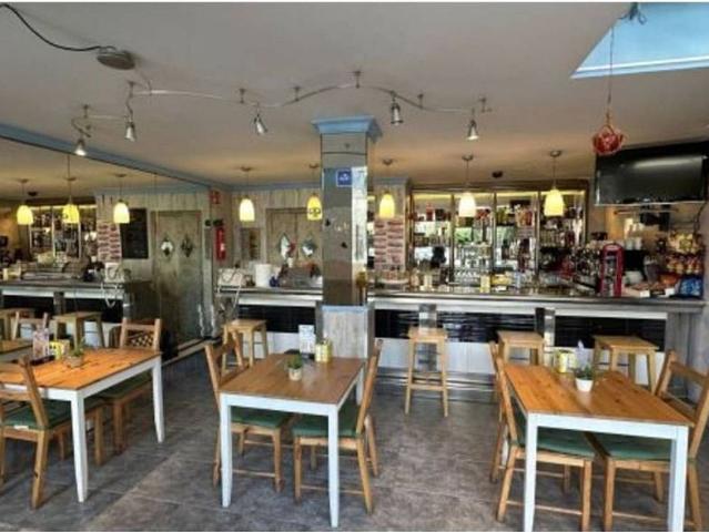 Bar en venta en calle López i Puigcerver, Palamós, de 60 m² 1 habitación por 170.000
