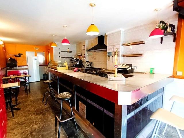 Bar en venta en Vilafranca del Penedès, de 56 m² 1 habitación por 56.000