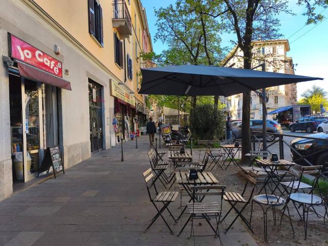 Bar in vendita a Milano