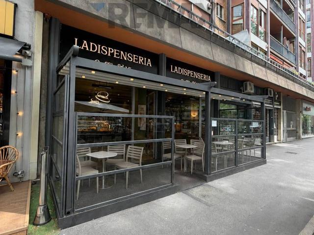 Bar in vendita a Milano