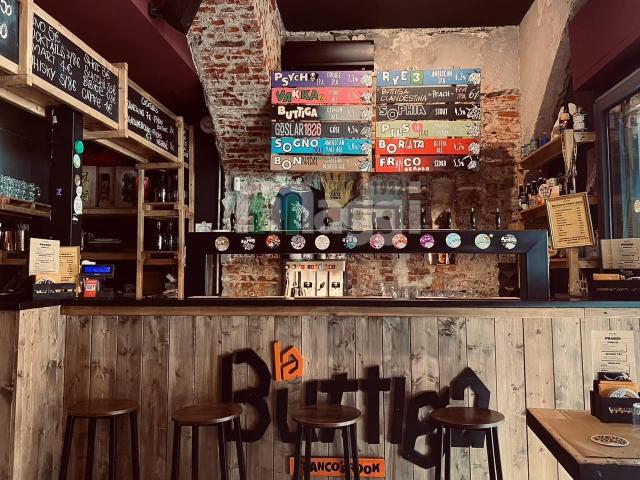 Bar in vendita a Milano