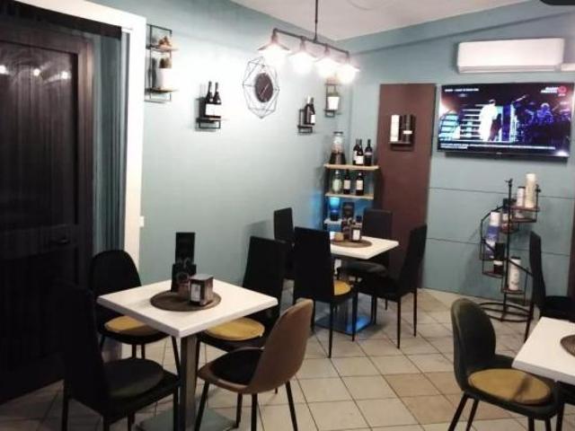 Bar in vendita a Avenza Carrara 100 mq Rif: 1417518