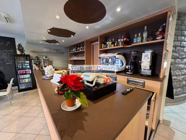 Bar in vendita a Calcinato
